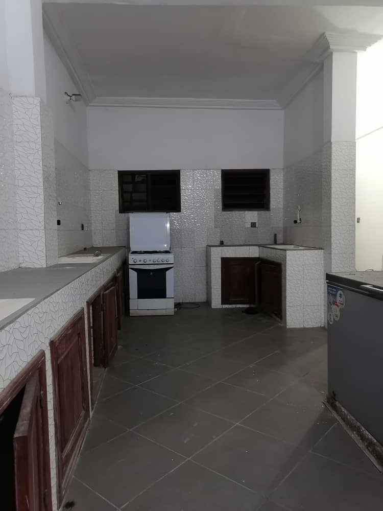 Boutique à louer