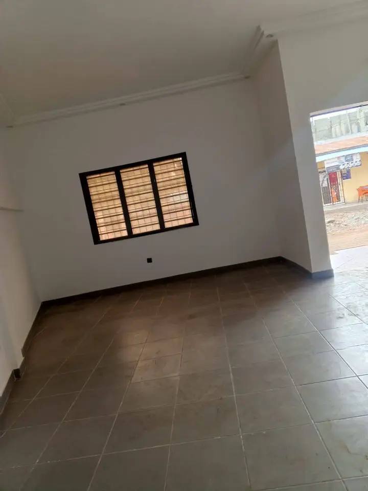 Boutique à louer