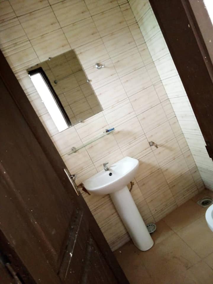 Boutique à louer