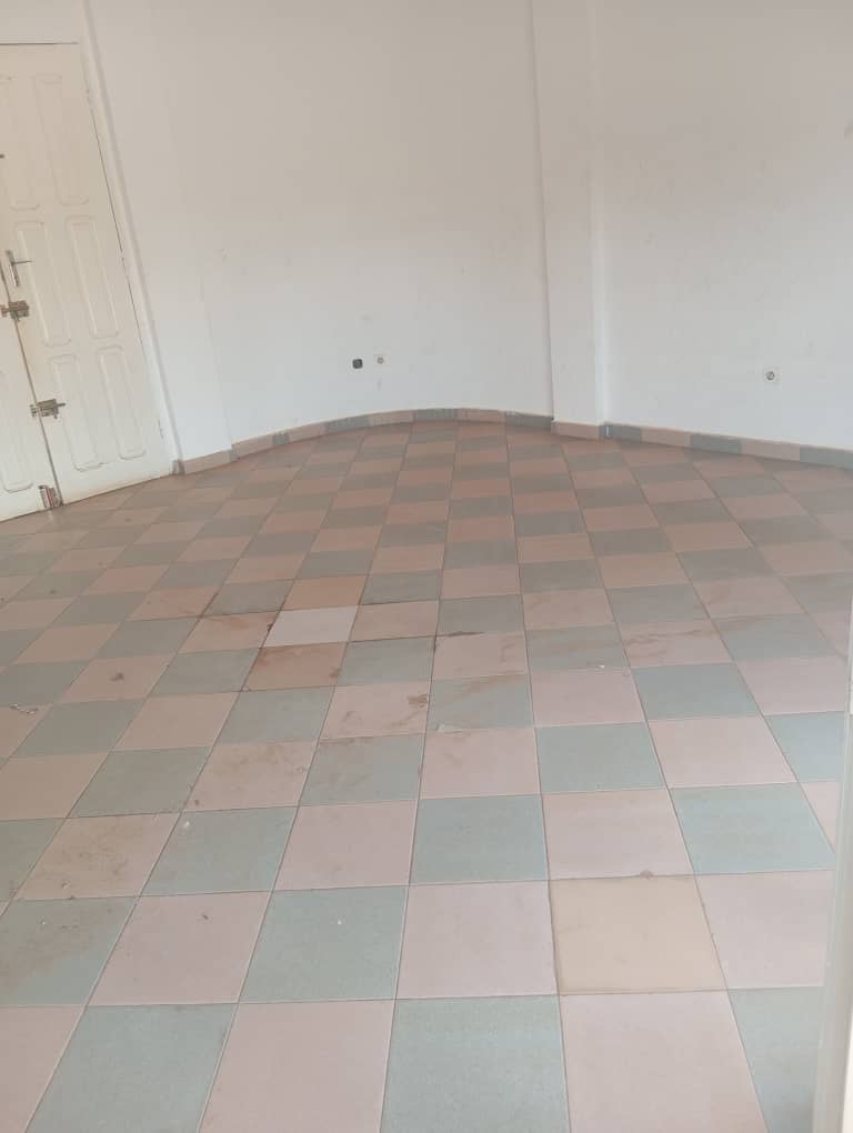 Boutique à louer