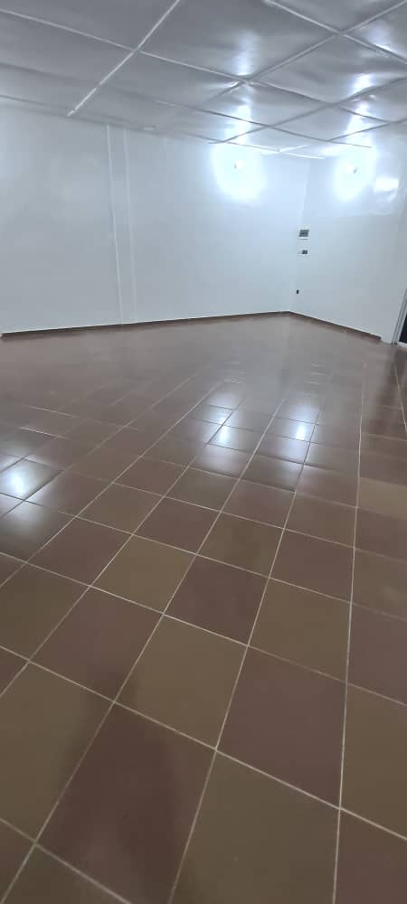 Boutique à louer