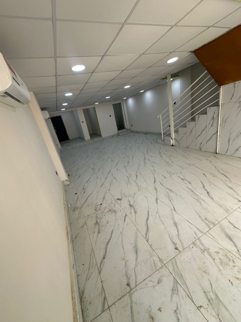 Boutique à louer