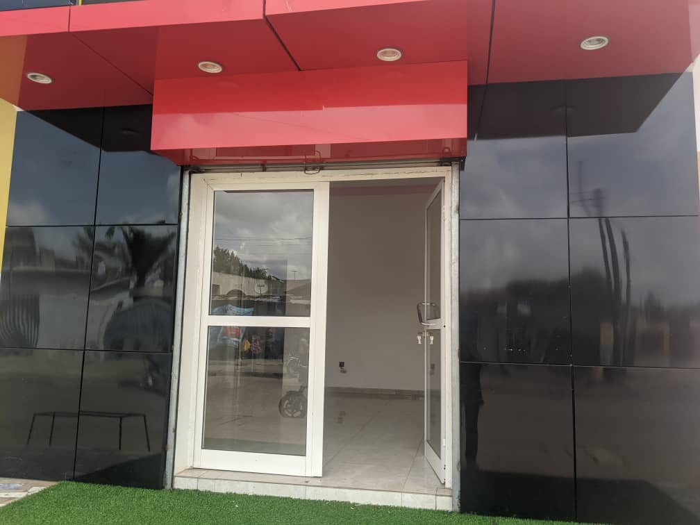 Boutique à louer