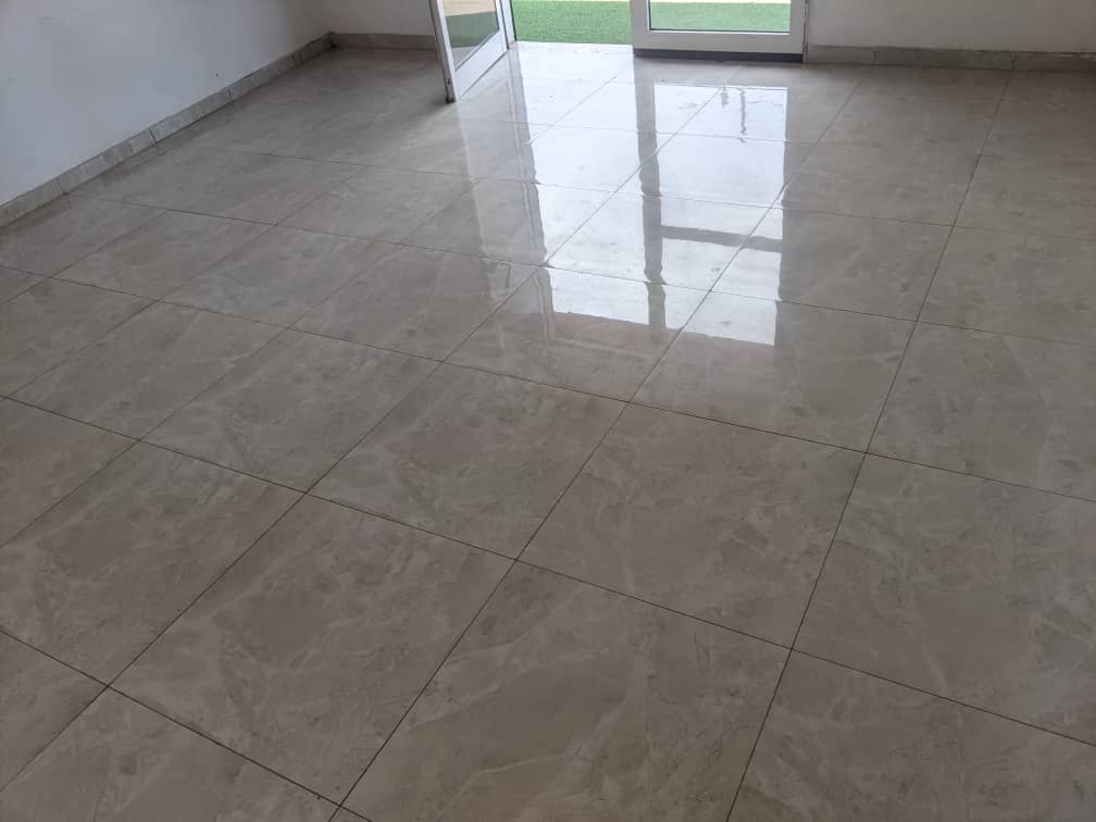 Boutique à louer