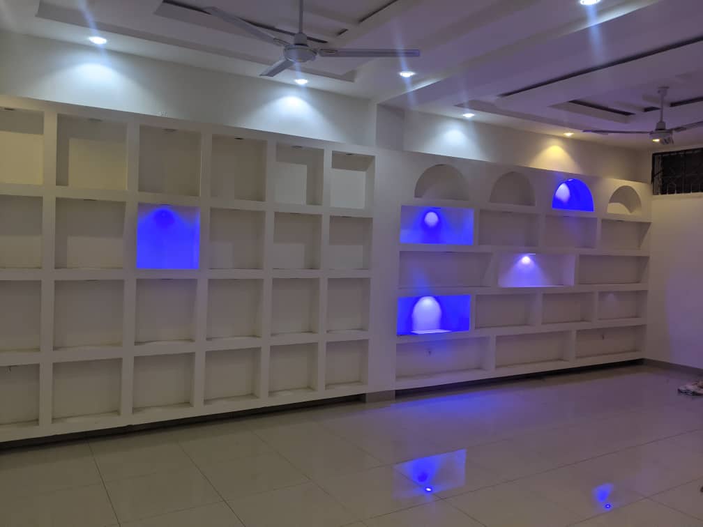 Boutique à louer