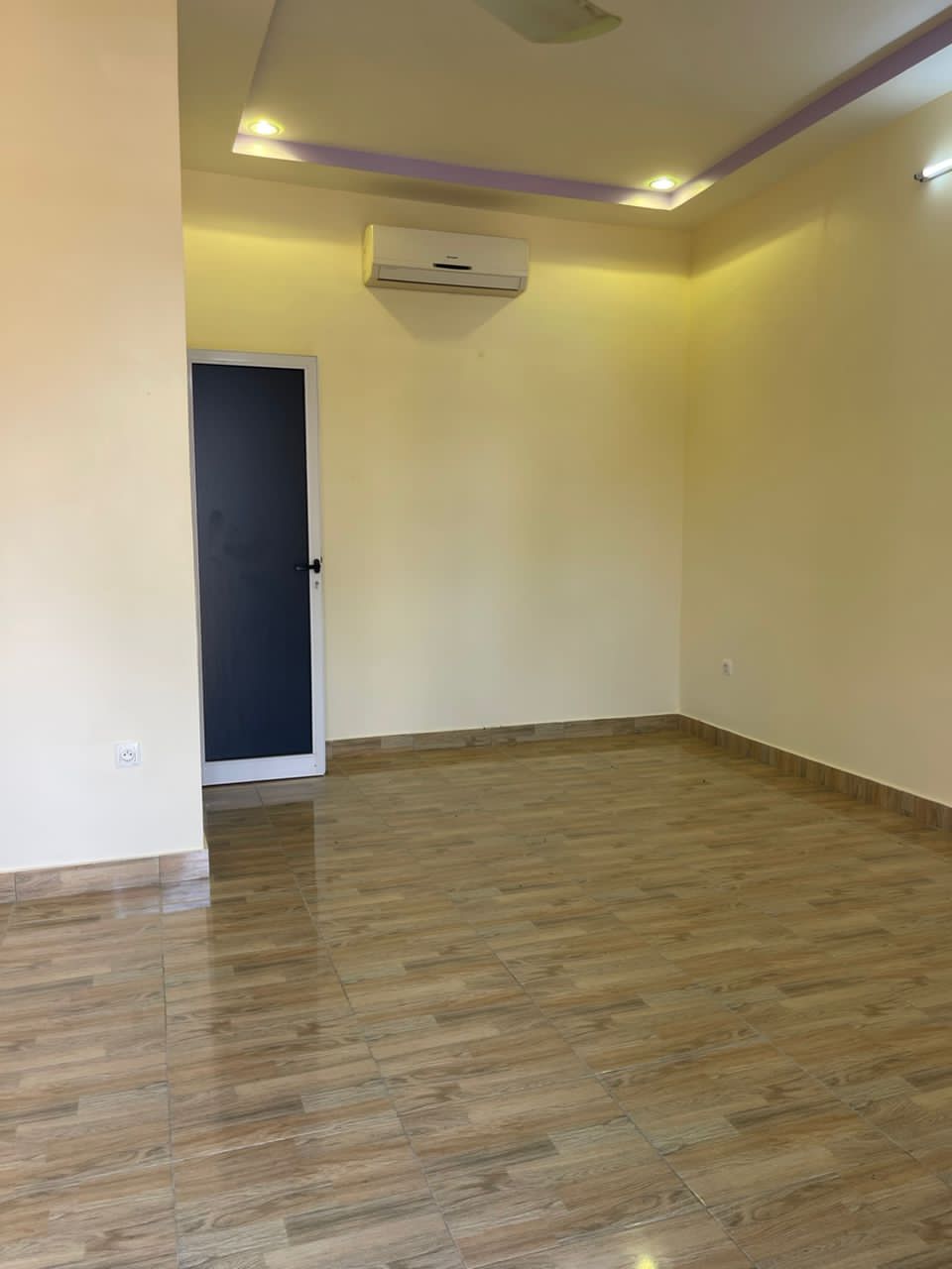 Boutique à louer