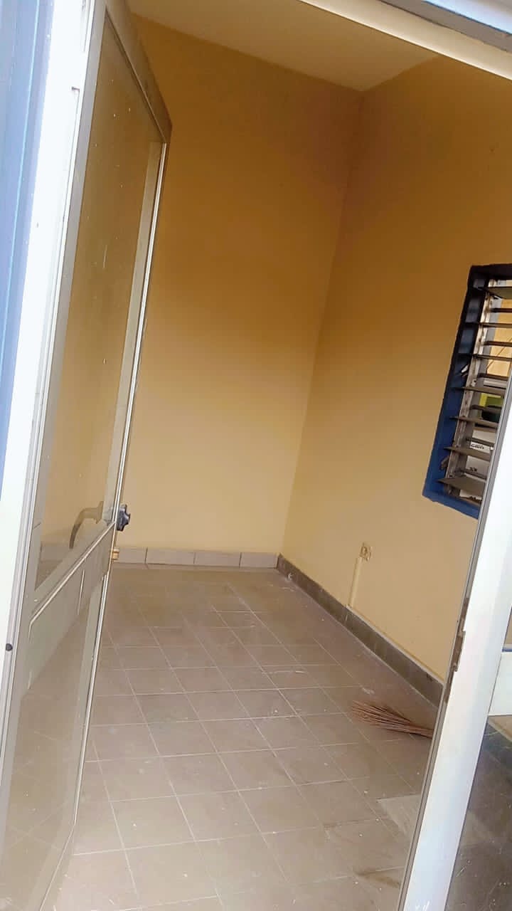 Boutique à louer