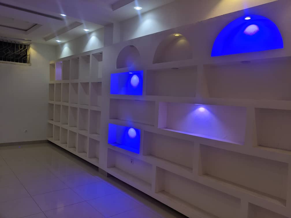 Boutique à louer