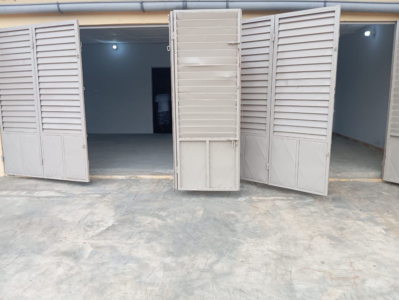 Boutique à louer
