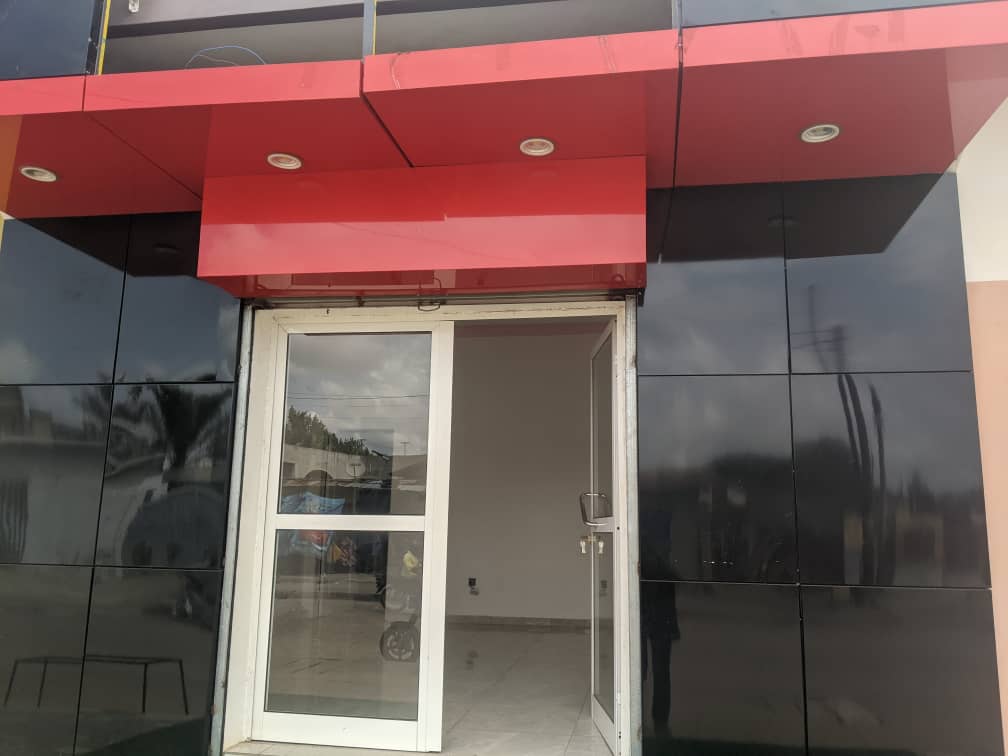 Boutique à louer