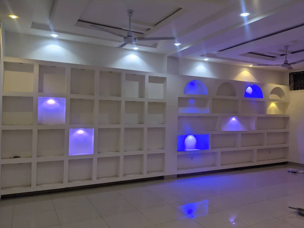Boutique à louer