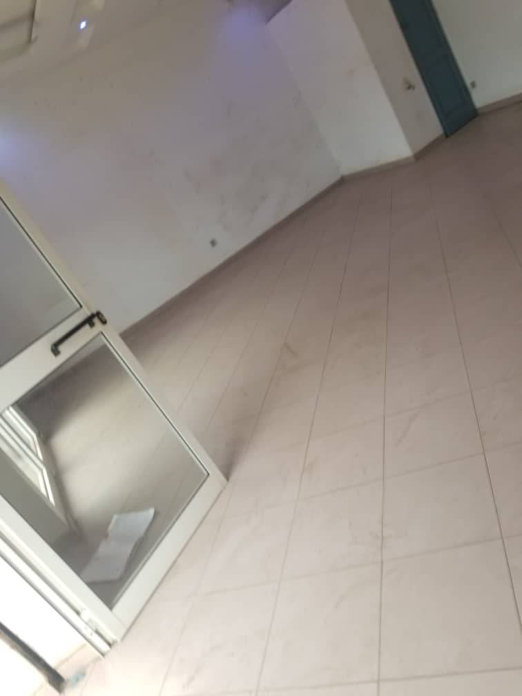 Boutique à louer